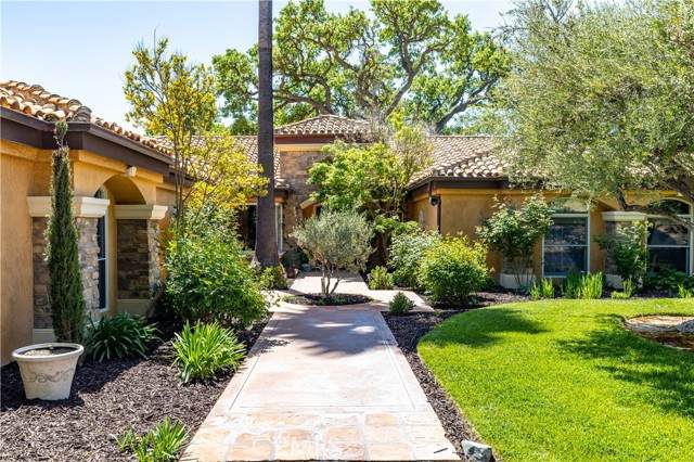 1015 Wild Oats Way - Photo 1