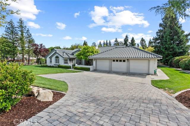 1609 Tanager Court - Photo 1