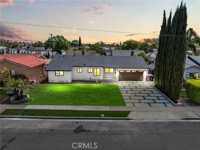1780 Alomar Avenue - Photo 1