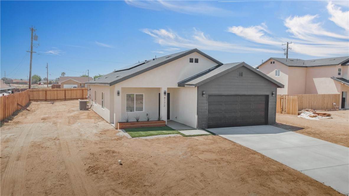 8172 Oleander Avenue - Photo 1