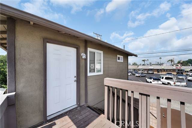 6735 Yellowstone - Photo 1