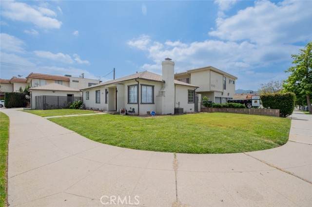 1312 5th Street - Photo 1