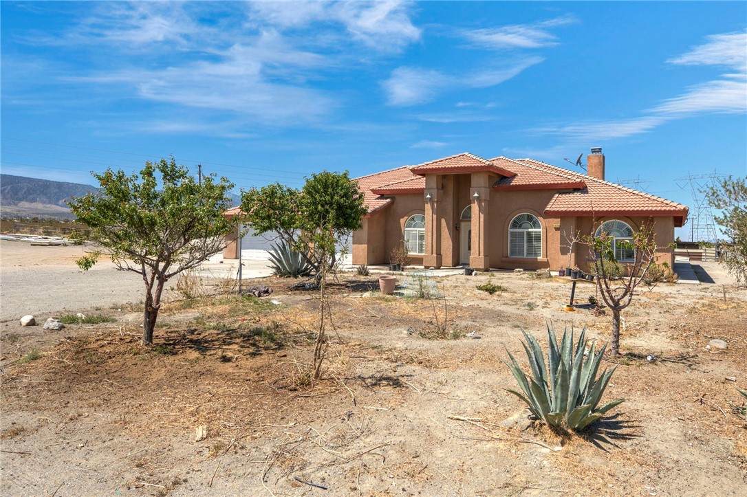 13724 Arena Rd - Photo 1