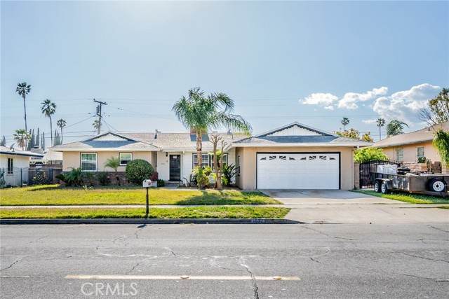 1032 Sycamore Avenue - Photo 1