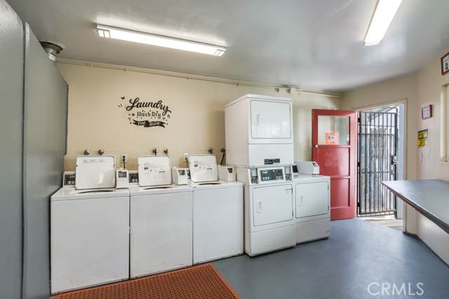 245 Pima Avenue - Photo 1