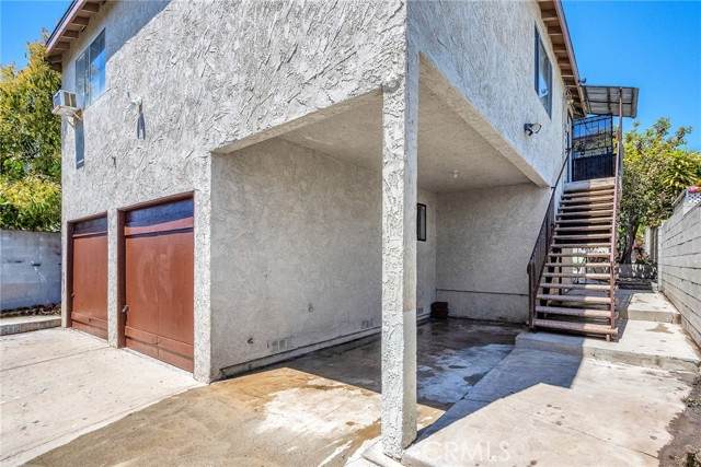 545 Santa Cruz Street - Photo 1