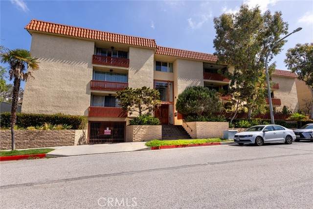 5875 Doverwood Drive - Photo 1