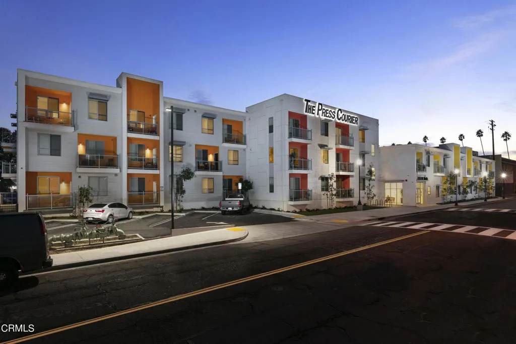 300 9th Street - Photo 1