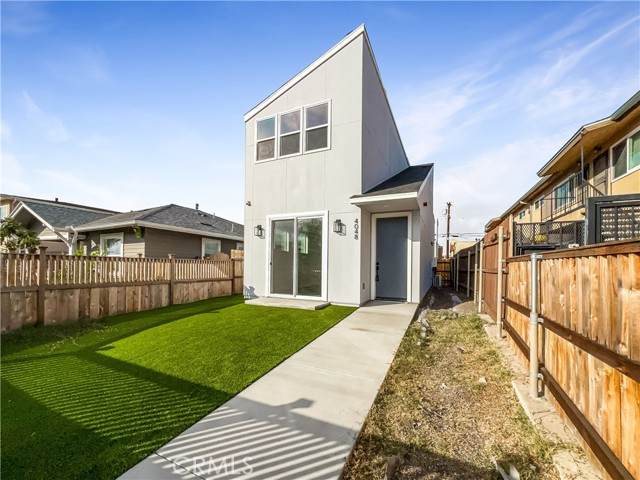 4048 Cherokee Avenue - Photo 1