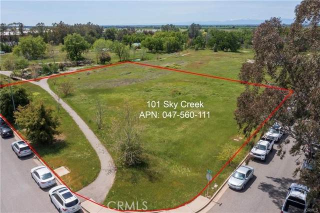 101 Skycreek - Photo 1