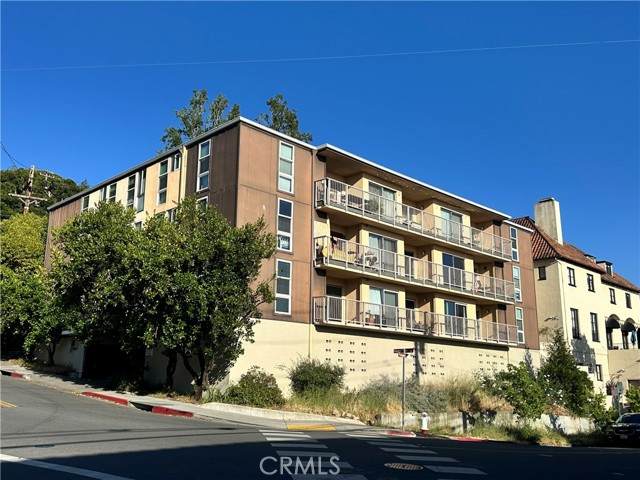 2 Panoramic Way - Photo 1
