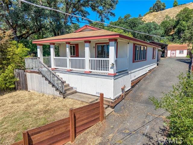 3300 Springe Street - Photo 1