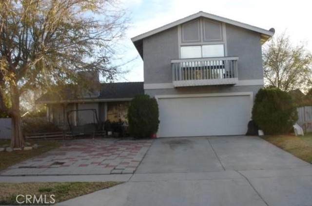 943 Valencia Street - Photo 1