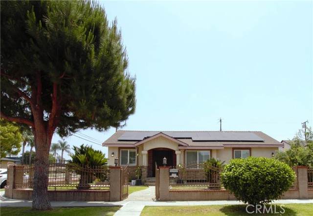 1604 Meeker Avenue - Photo 1