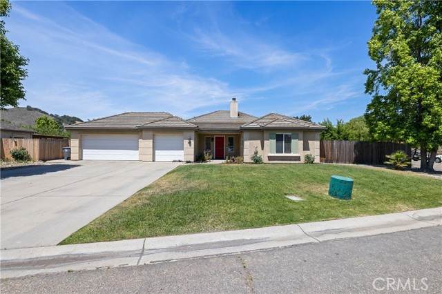 475 Heritage Lane - Photo 1