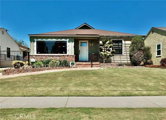 5003 Fidler Avenue - Photo 1