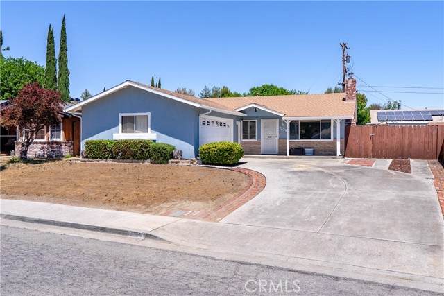 1235 Elaine Street - Photo 1