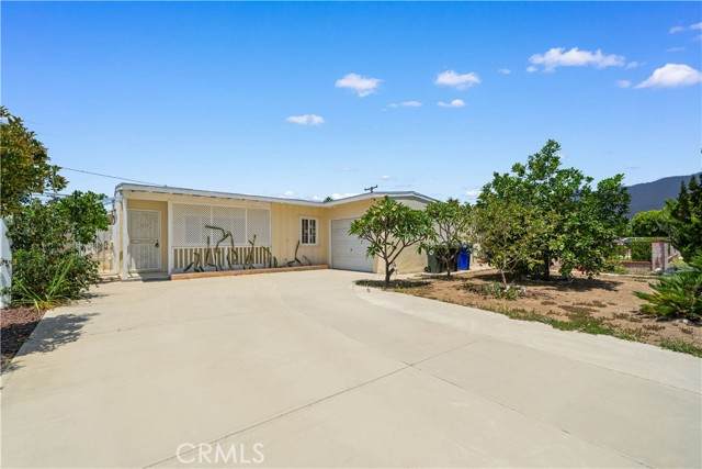 2047 Delford Avenue - Photo 1