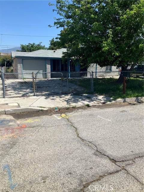 1946 19th Street - Photo 1