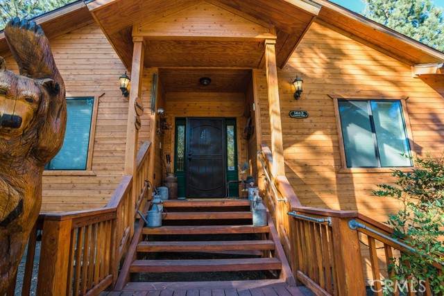 1613 Lassen Way - Photo 1