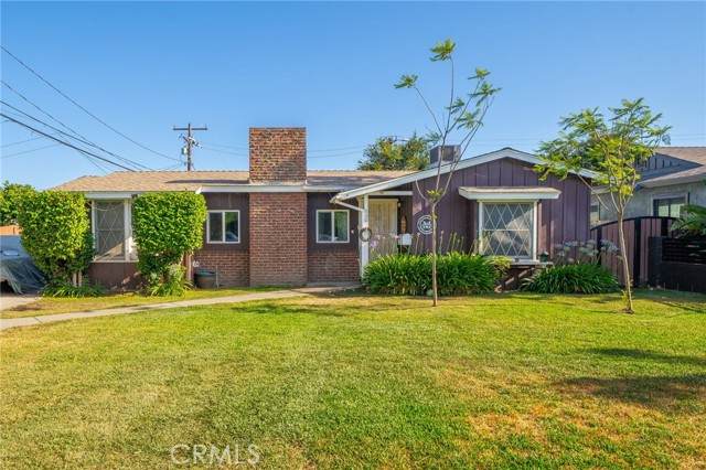 950 Yale Street - Photo 1