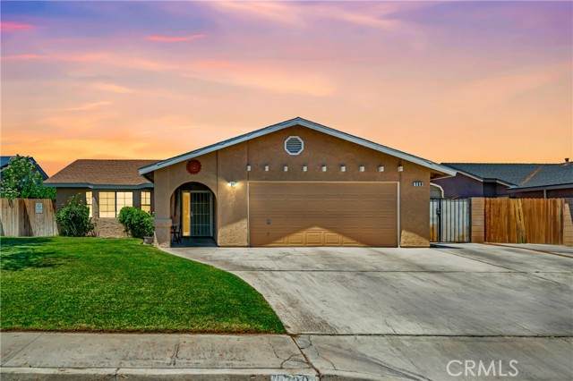 729 Sunland Drive - Photo 1