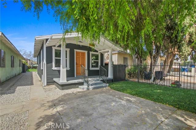 9525 Holmes Avenue - Photo 1
