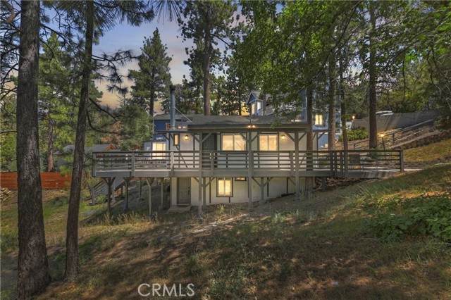 580 Lucerne Drive - Photo 1