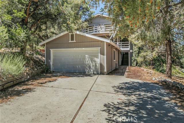 2405 Yellowstone Court - Photo 1