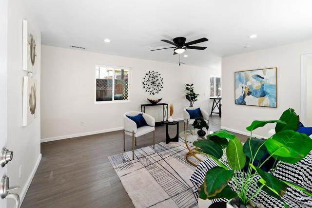 733 Sacramento Ave - Photo 1