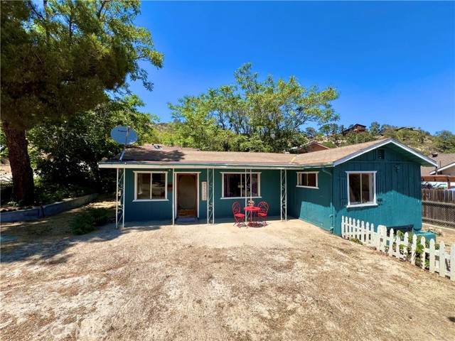 728 Monterey Trail - Photo 1