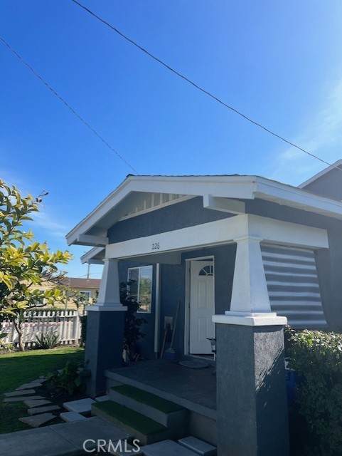226 Edinger Avenue - Photo 1