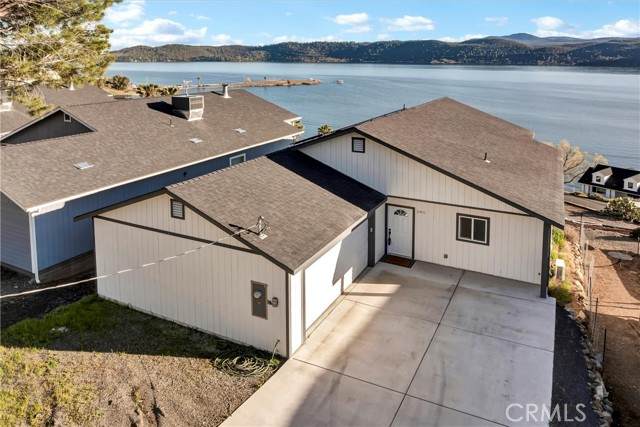 11911 Lakeshore Drive - Photo 1
