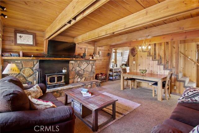 1124 Club View Drive - Photo 1