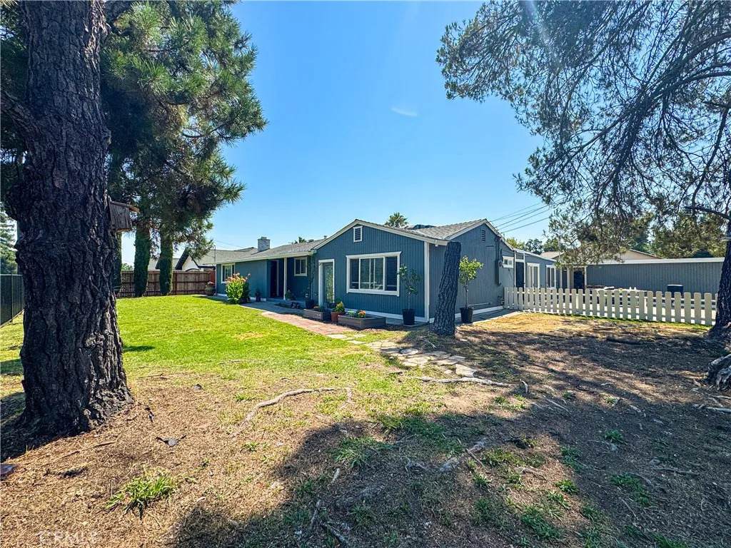 3595 Sue Pam Drive - Photo 1