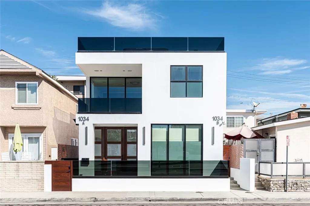 1034 Balboa Boulevard - Photo 1