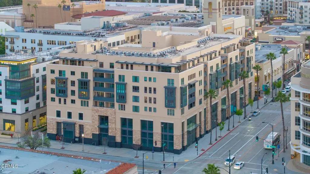 39 Los Robles Avenue - Photo 1