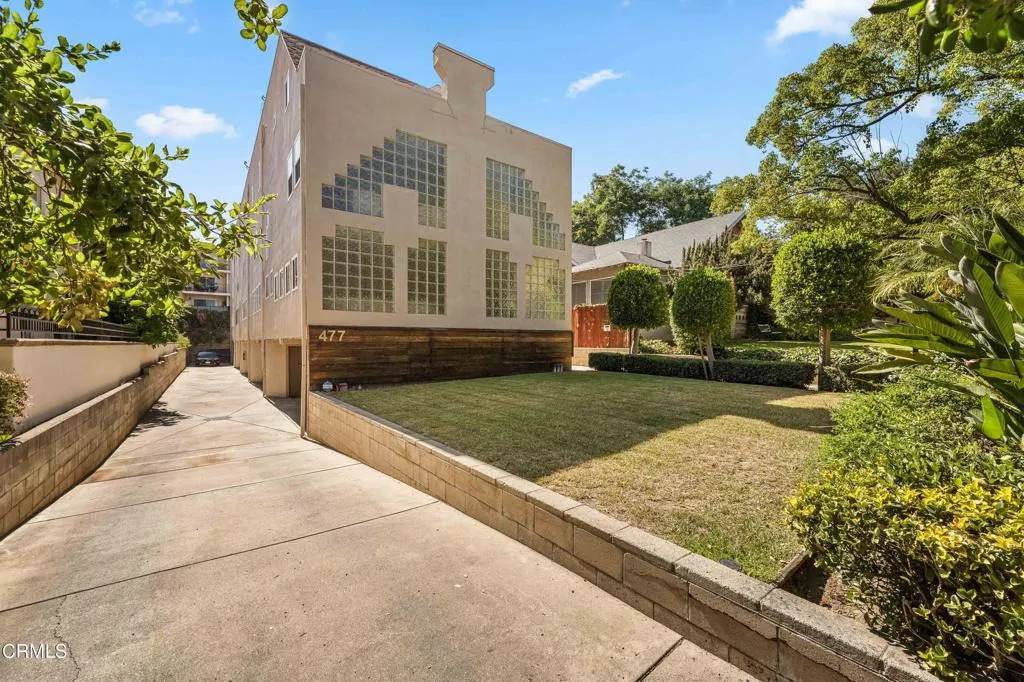 477 Euclid Avenue - Photo 1