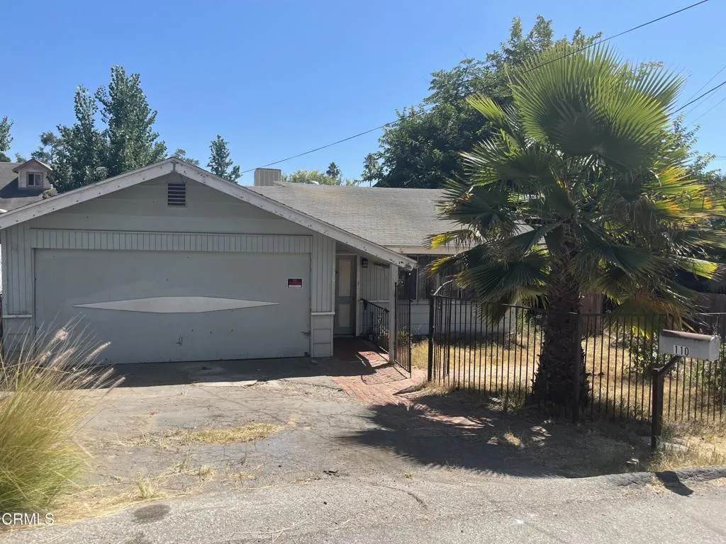 110 Oak View Avenue - Photo 1