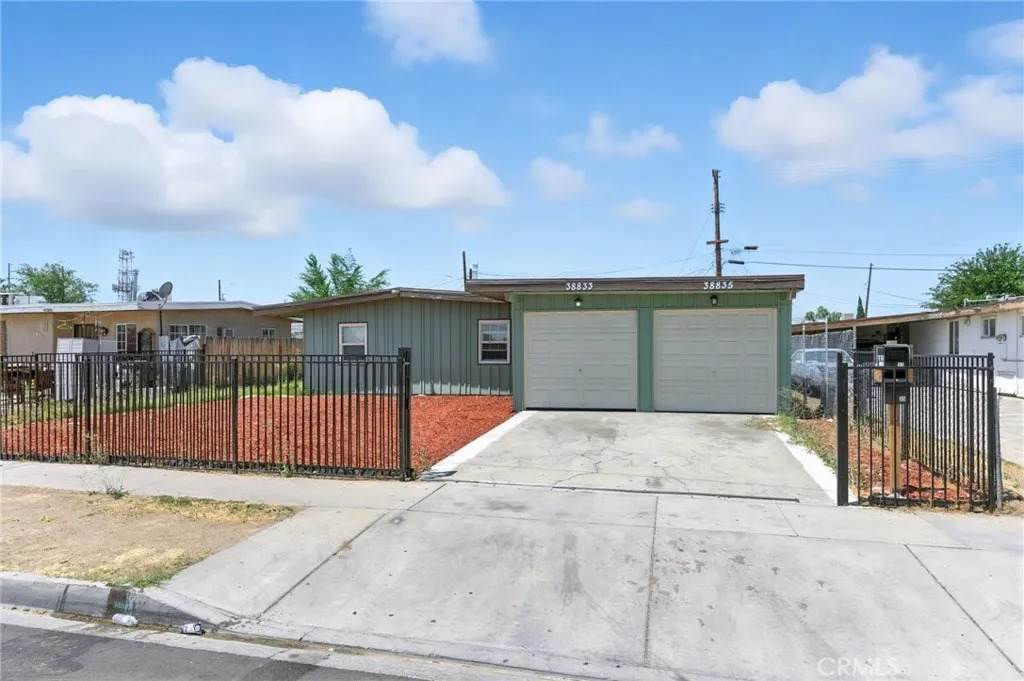 38833 9th Street - Photo 1