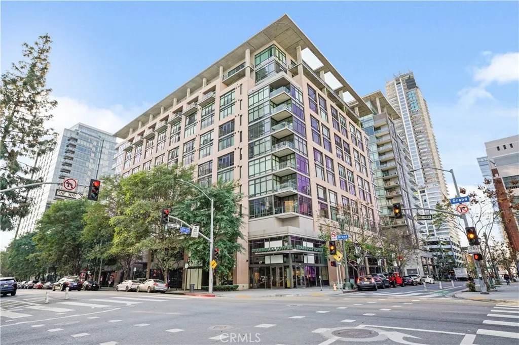 1111 Grand Avenue - Photo 1