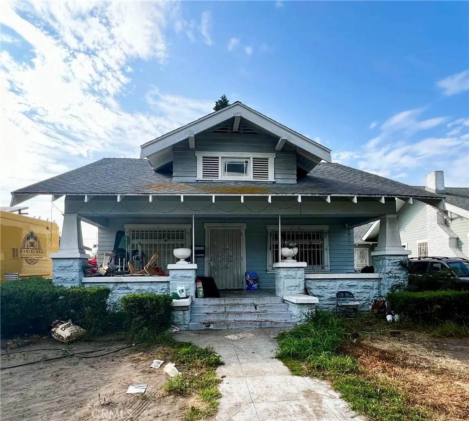 1040 45th Street - Photo 1