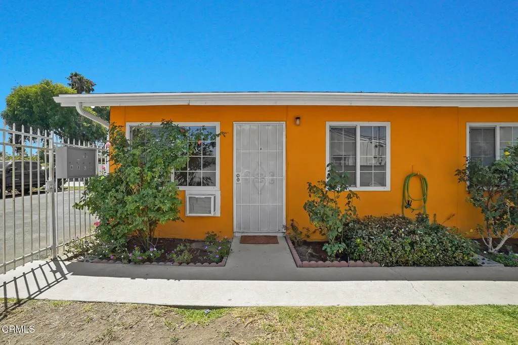 9501 Steele Street - Photo 1