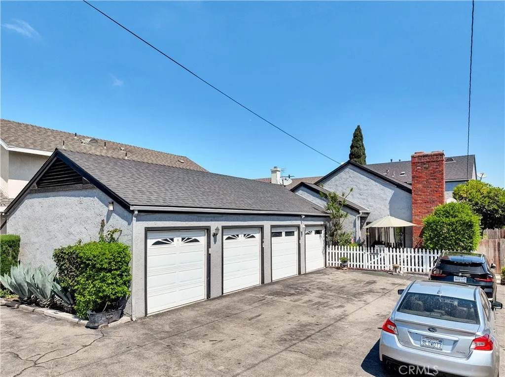 416 Hamilton Street - Photo 1