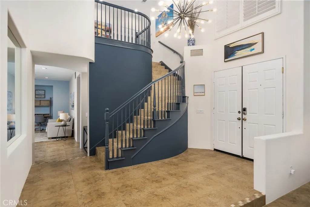 48674 Acropolis Street - Photo 1