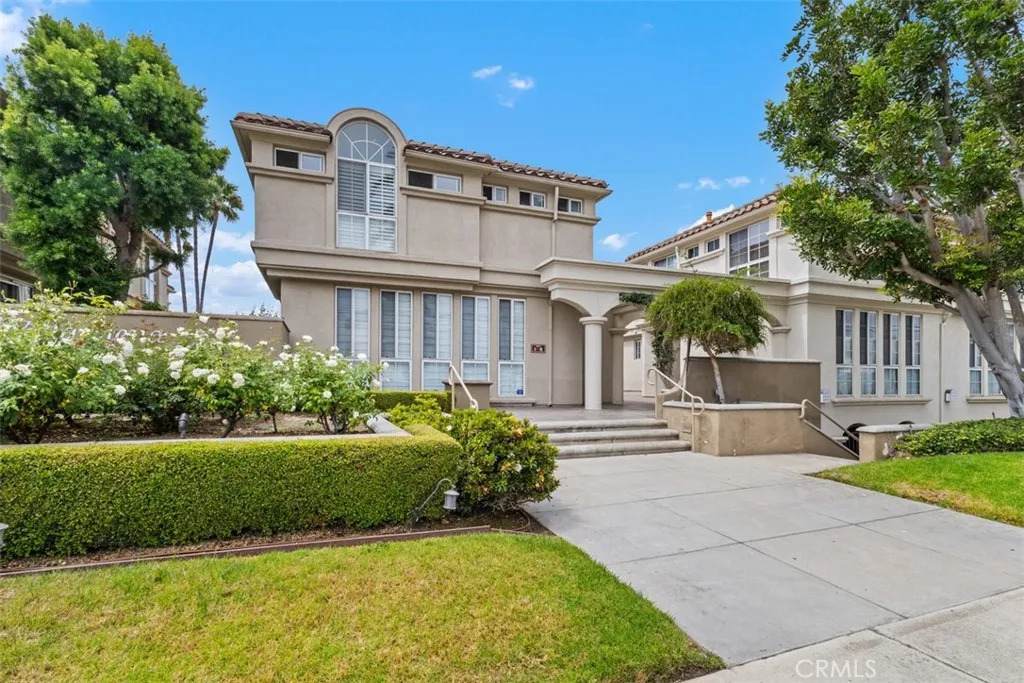 2101 15th Street - Photo 1