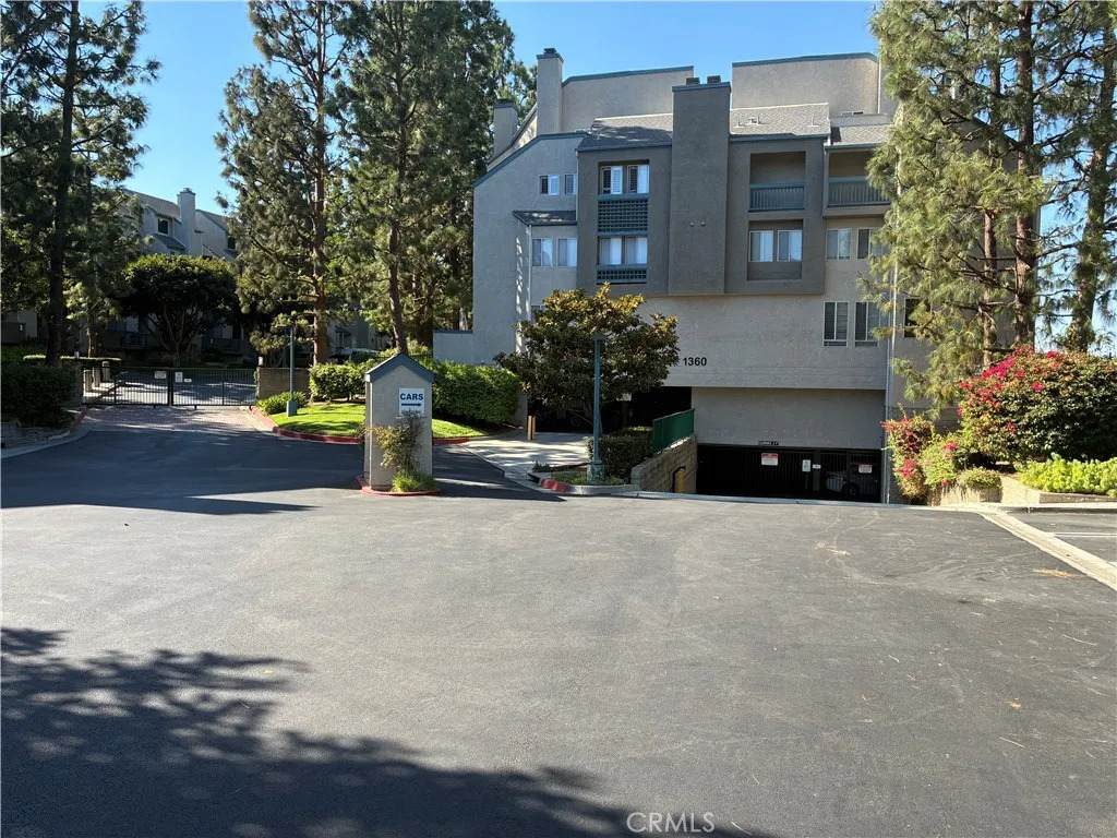 https://bt-photos.global.ssl.fastly.net/sandiego/orig_boomver_1_306532198-1.jpg