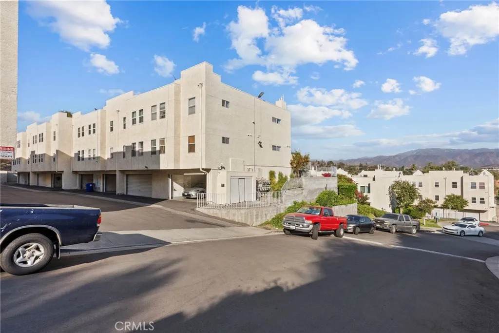 18209 Sierra - Photo 1