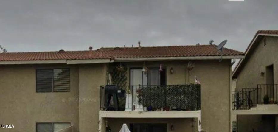 324 Santa Barbara Street - Photo 1