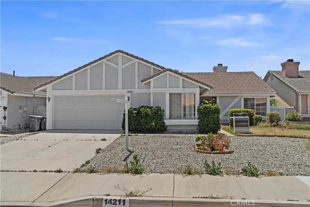 14211 14211 - Photo 1